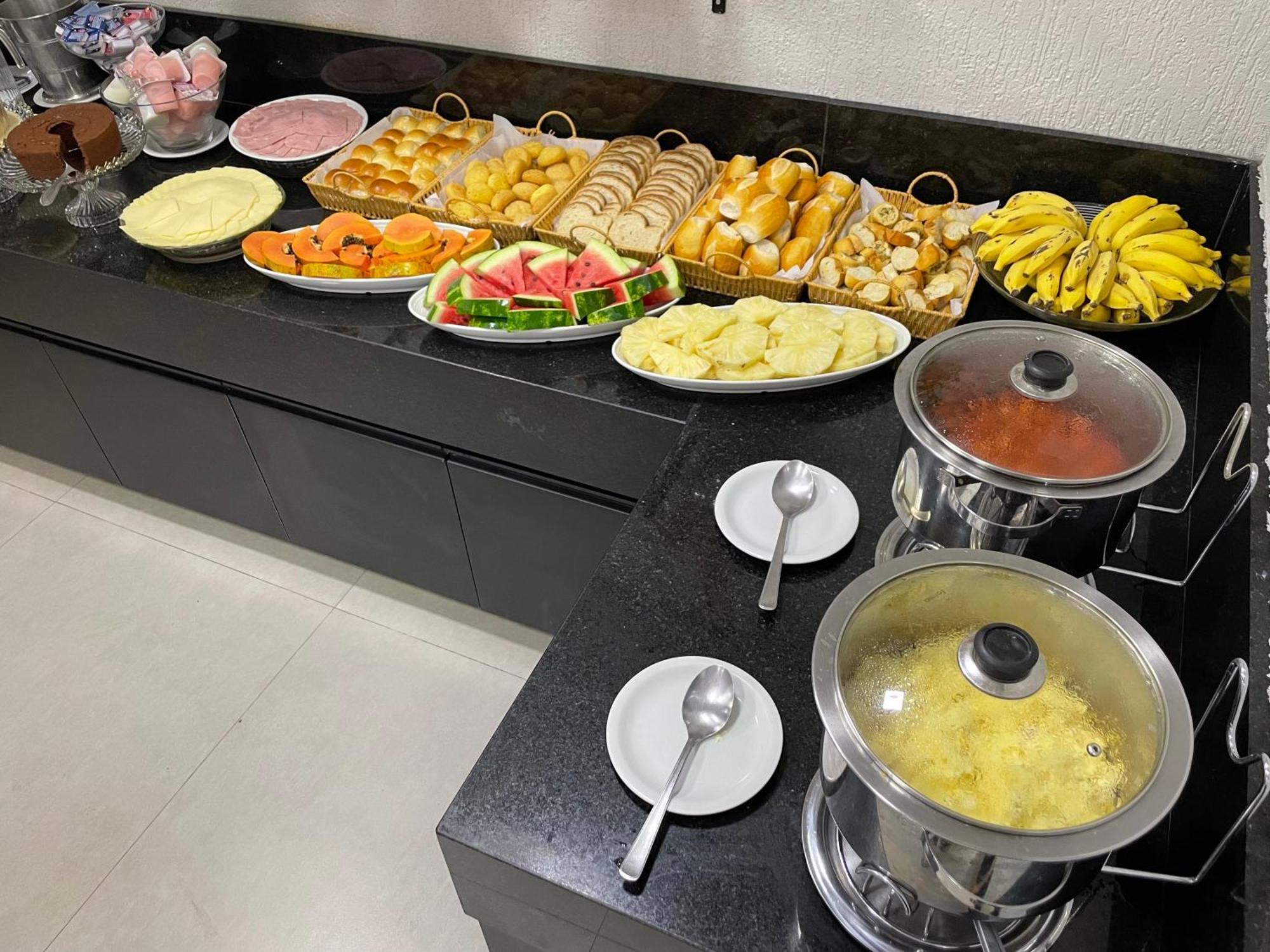 Brasilia Park Hotel Candangolandia Zewnętrze zdjęcie